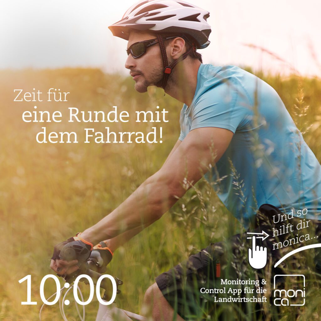 Mann mit Fahrradhelm fährt durch eine Wiese, Text: „Zeit für eine Runde mit dem Fahrrad!“ mit Verweis auf die App „monica“ und Uhrzeit 10:00 Uhr.